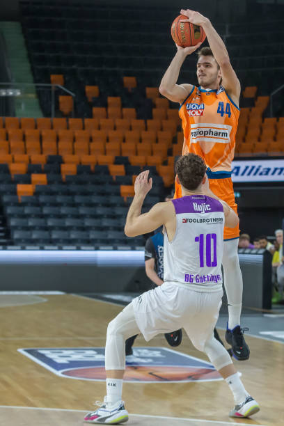 跨越的标志 跨越的标志