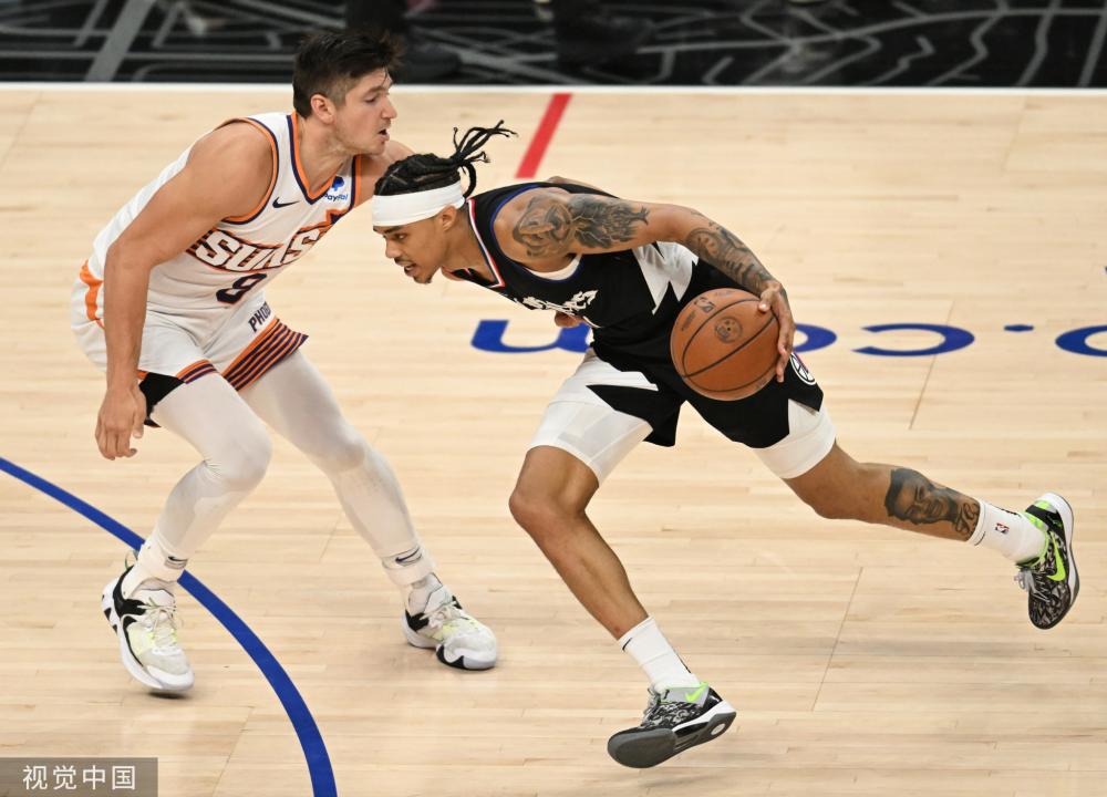 足球队在国 足球队在国