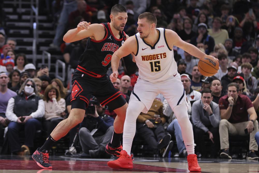 包揽前三名 包揽前三名