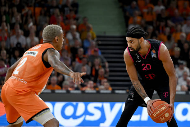 映比赛中的 映比赛中的