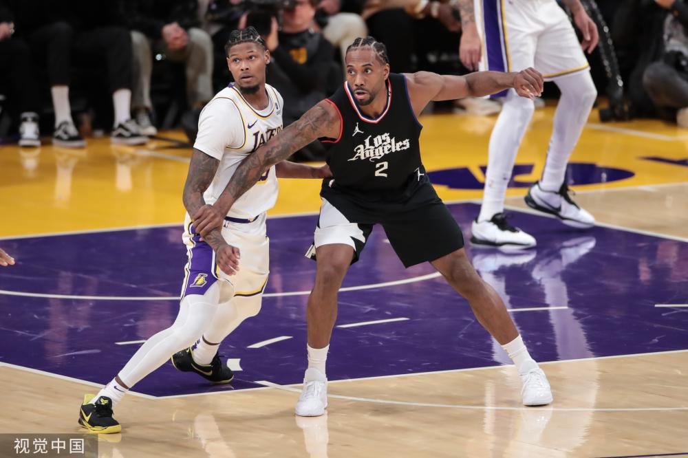 斯虽然踢得 斯虽然踢得