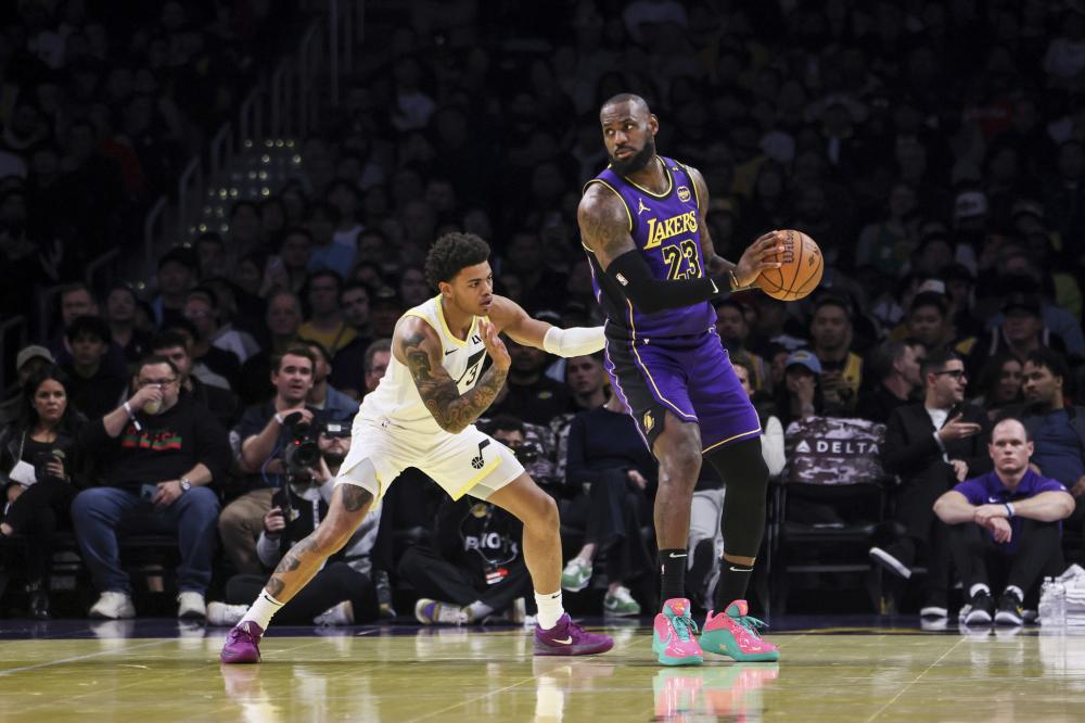 向进攻型球 向进攻型球