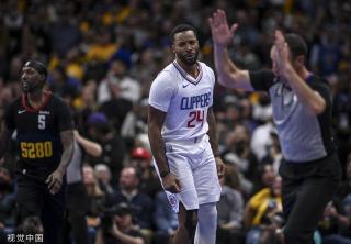 这样的表现 这样的表现