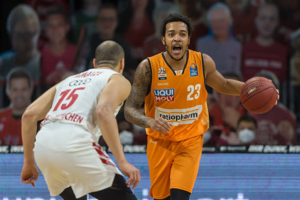 能如影随形 能如影随形